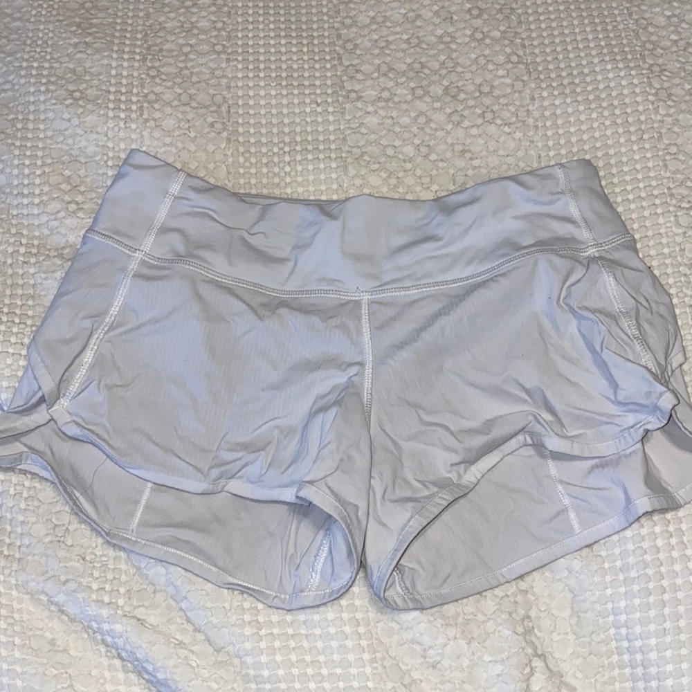 Lululemon speed up shorts Sz 4 White EUC